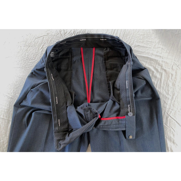 Van Heusen Flat Front Washable Stretch Dress Pants, Slacks. 36X31, EUC!! - Picture 7 of 8